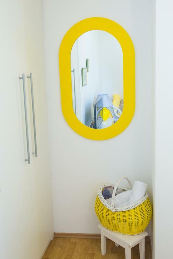 Yellow Lily Mostar Apartman Buitenkant foto